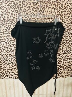 ROMWE Asymmetrical Star-Studded Top (Runs Small)